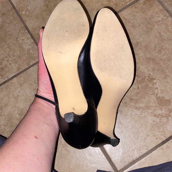 Naturalizer Leather Pumps - Picture 4 of 5